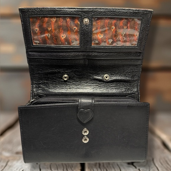 🤎🖤 Brighton Brown Croc Embossed Leather Organizer Wallet Heart Concho - Soft! - Picture 4 of 10